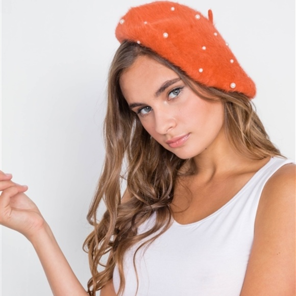 MODA ME COUTURE Accessories - Fuzzy Beret -Rust